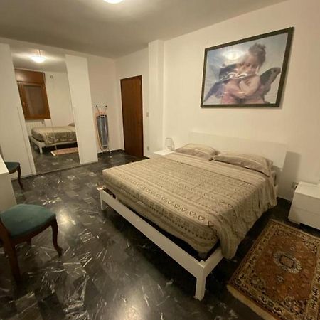 Appartamento Casa Bella Venezia Mestre Esterno foto